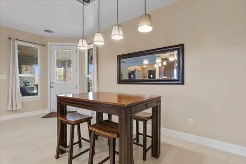 $825,000 | 104 West Vienna Drive, Hutto, TX 78634