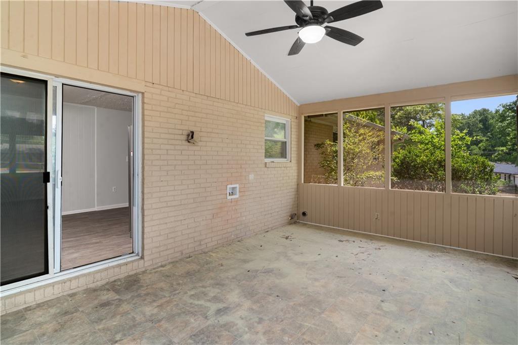 4776 Duncan Drive Powder Springs, GA 30127 - Photo 17 of 24 a view of an empty room with a window