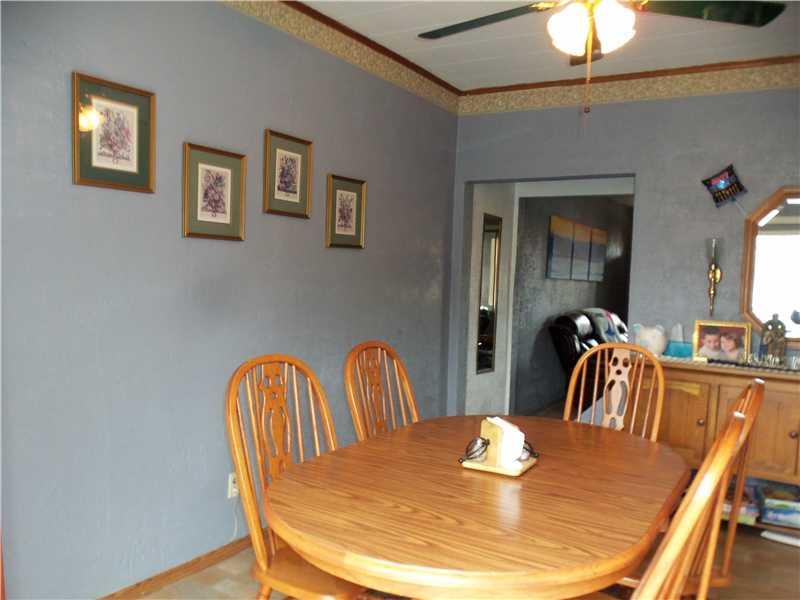 29 Highland Avenue McKees Rocks, PA 15136 - Photo 5 of 15 Dining Room.