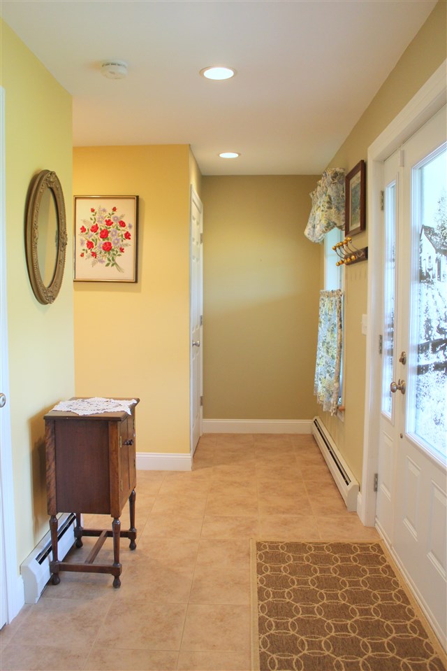 11 Rocky Ridge Road Swanton, VT 05478 - Photo 2 of 40