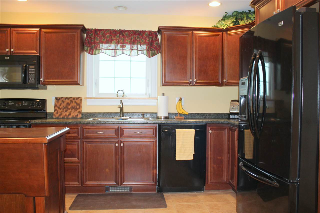 11 Rocky Ridge Road Swanton, VT 05478 - Photo 4 of 40
