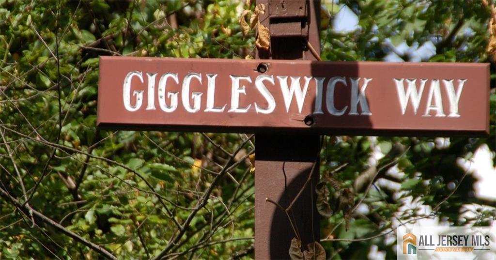 37 Giggleswick Way, Unit 37 Edison, NJ 08820 - Photo 2 of 52