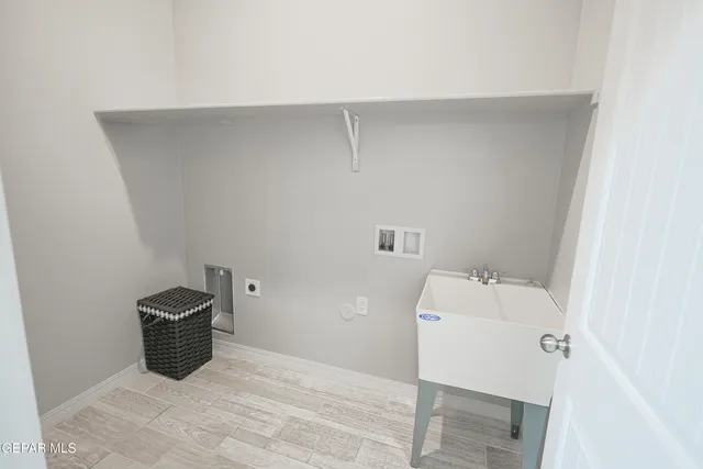 a bathroom with a toilet