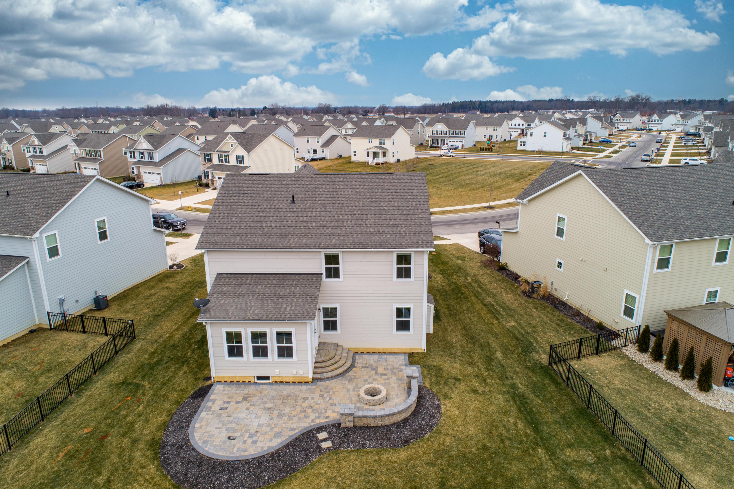 306 Mcnamara Loop Lewis Center, OH 43035 - Photo 38 of 48