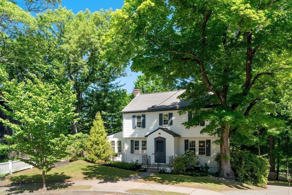 215 Dorset Road Newton, MA 02468 - Photo 40 of 41