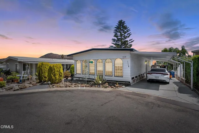 $335,000 | 258 El Gallardo, Unit 258, Newbury Park, CA 91320