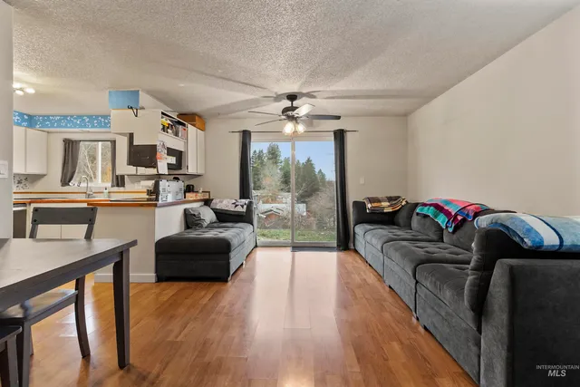 $418,900 | 649-651 North Hayes Street, Moscow, ID 83843