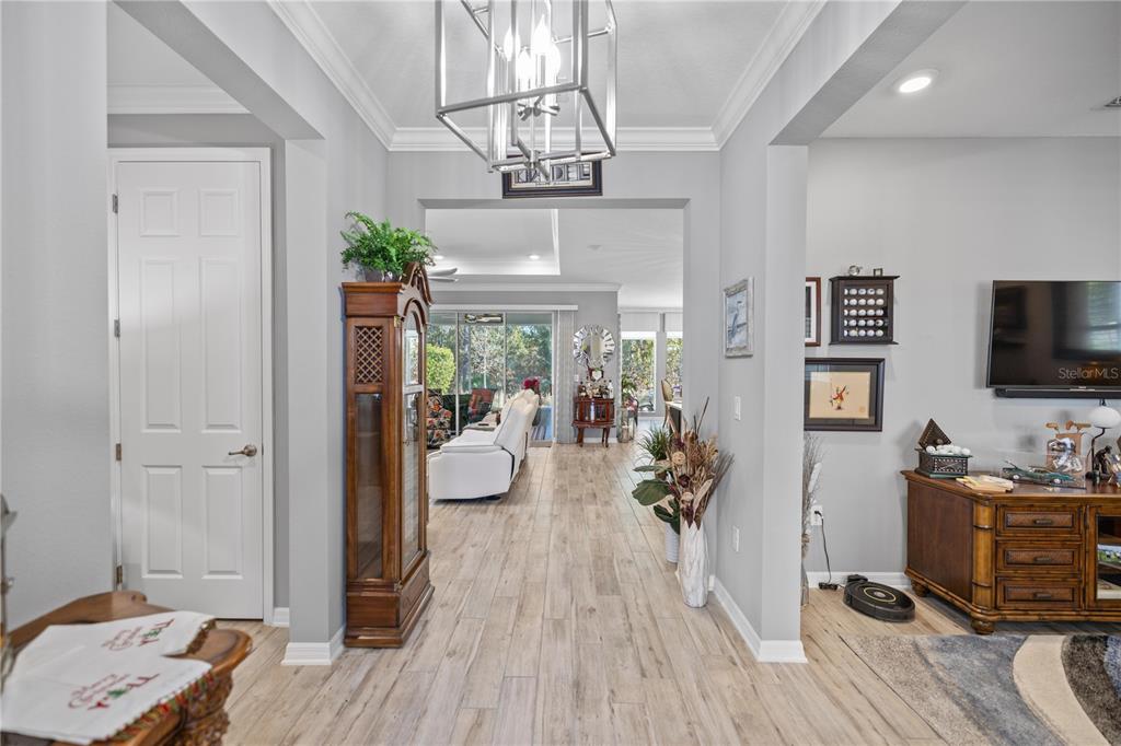 9343 Southwest 102nd Avenue Road Ocala, FL 34481 - Photo 4 of 38