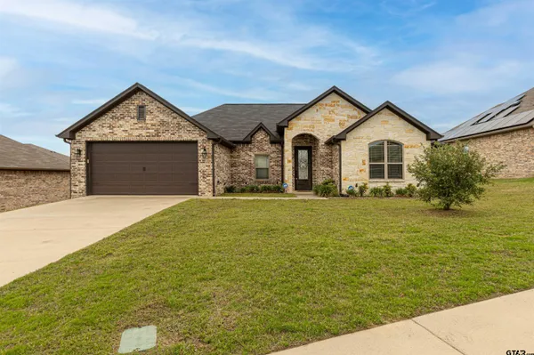 $349,900 | 544 Wellington Pl Boulevard, Tyler, TX 75704