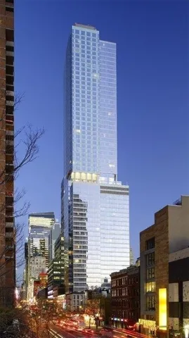 $749,000 | 350 West 42nd Street, Unit 17I | Hell's Kitchen