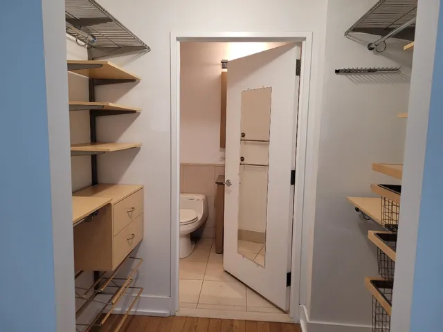 $749,000 | 350 West 42nd Street, Unit 17I | Hell's Kitchen