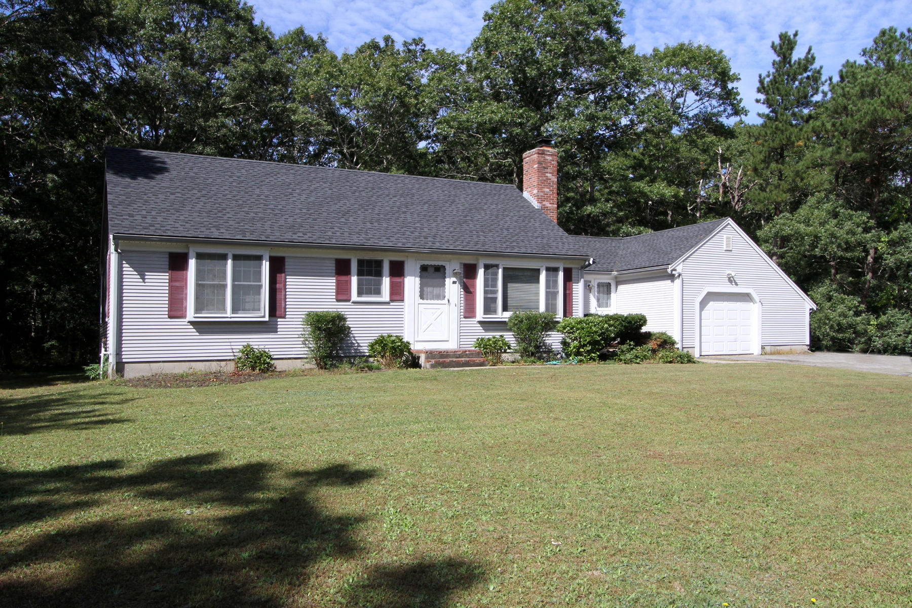 90 Camelback Road Marstons Mills, MA 02648 - Photo 1 of 17 IMG_3239