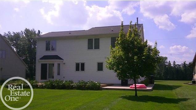 1212 Grace Avenue Rochester Hills, MI 48309 - Photo 8 of 24