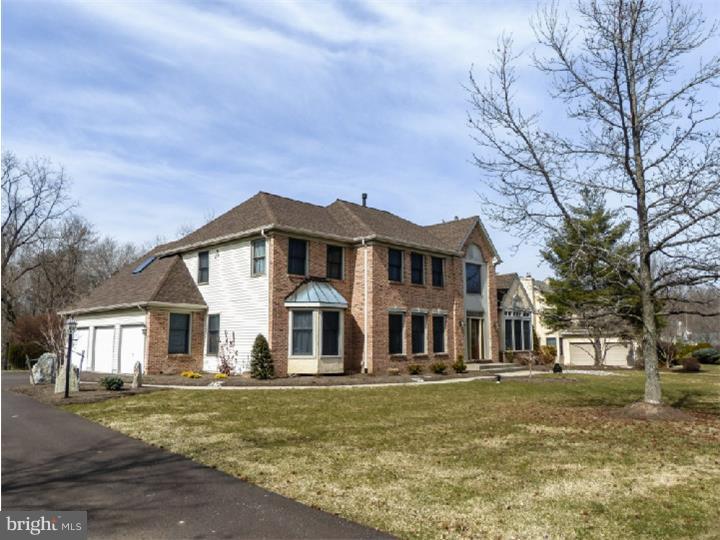 155 Ridings Way Ambler, PA 19002 - Photo 2 of 25 Exterior Front