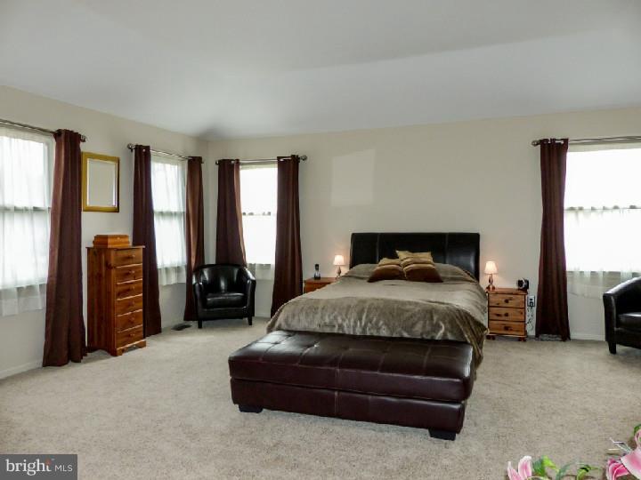 155 Ridings Way Ambler, PA 19002 - Photo 14 of 25 Bedroom - Main