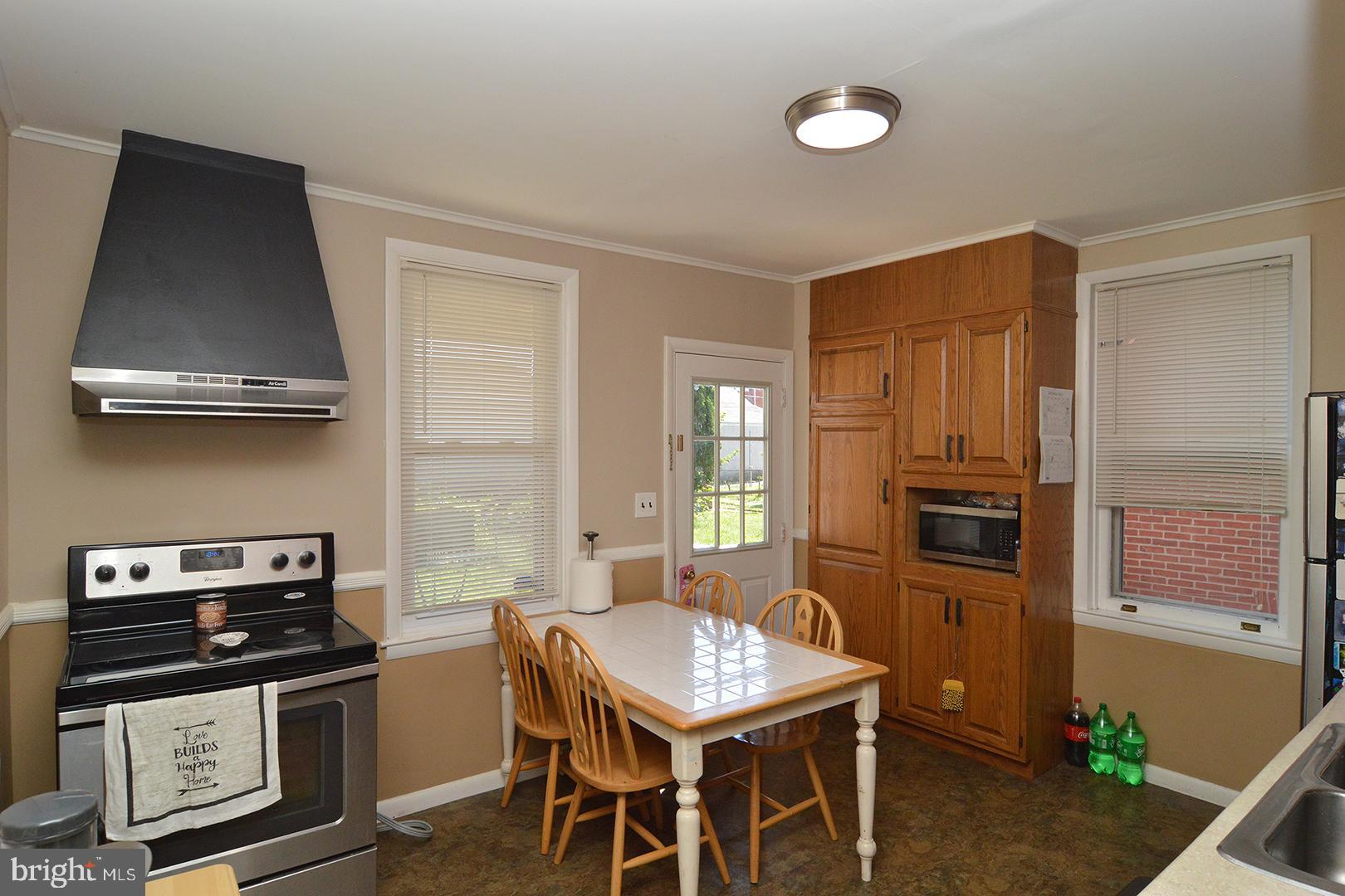 3533 Ridgeway Street Laureldale, PA 19605 - Photo 14 of 41