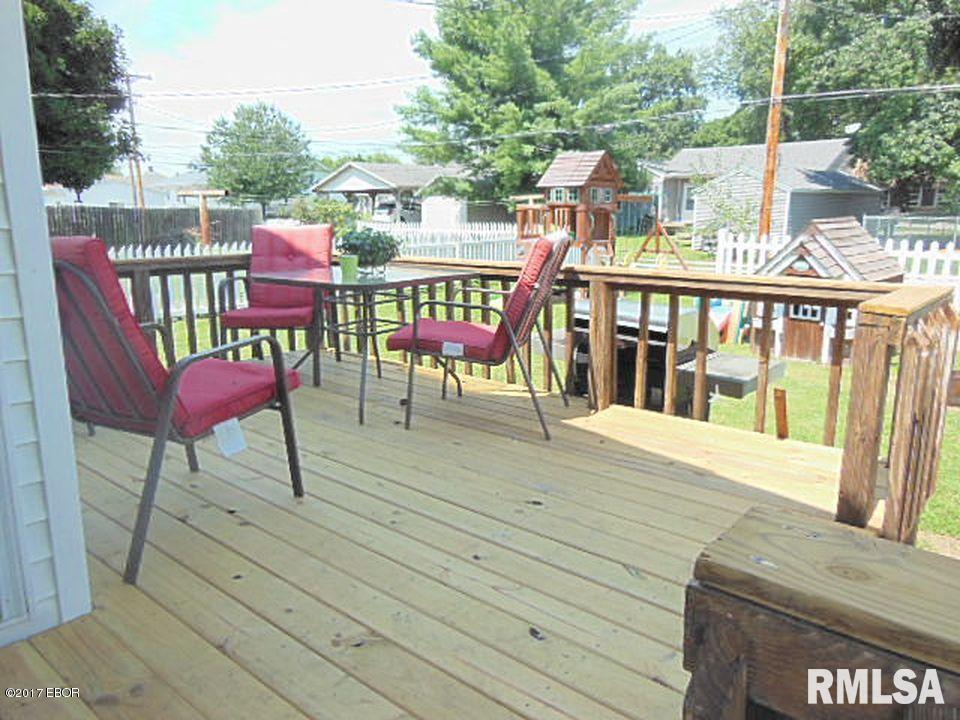 223 Fair Flora, IL 62839 - Photo 12 of 19 Gallery Image 12
