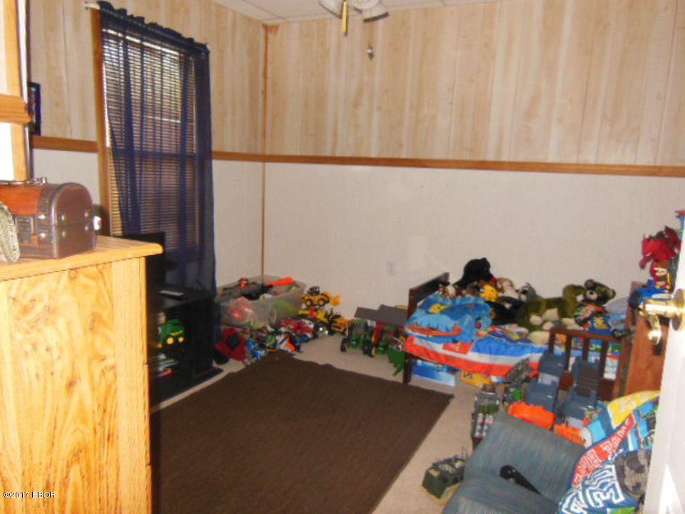 223 Fair Flora, IL 62839 - Photo 10 of 19 Gallery Image 10
