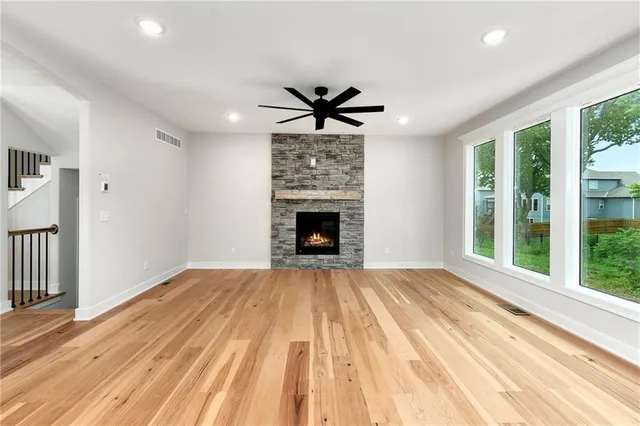 $639,900 | 3904 Southwest Flintrock Drive, Lee's Summit, MO 64082