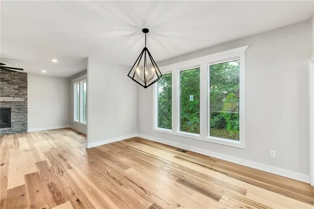 $639,900 | 3904 Southwest Flintrock Drive, Lee's Summit, MO 64082