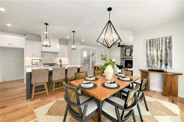 $639,900 | 3904 Southwest Flintrock Drive, Lee's Summit, MO 64082