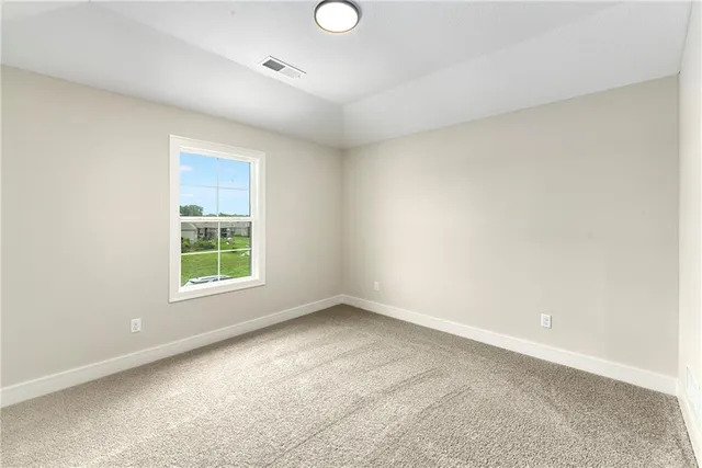 $639,900 | 3904 Southwest Flintrock Drive, Lee's Summit, MO 64082