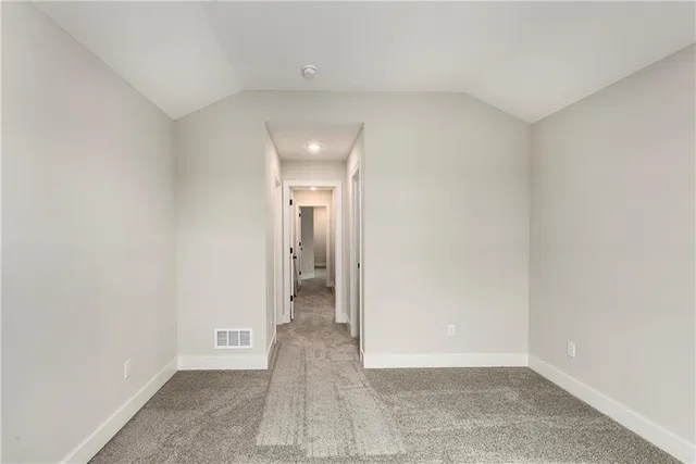 $639,900 | 3904 Southwest Flintrock Drive, Lee's Summit, MO 64082