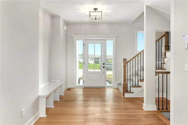 $639,900 | 3904 Southwest Flintrock Drive, Lee's Summit, MO 64082