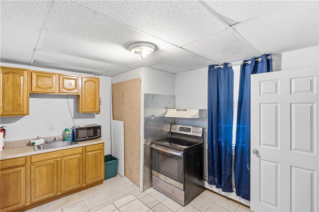 127 Meadow Street Pawtucket, RI 02860 - Photo 20 of 37