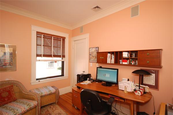 51 Winthrop Road, Unit 2 Brookline, MA 02445 - Photo 19 of 20 a living room with furniture