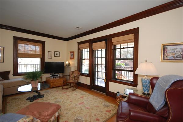 51 Winthrop Road, Unit 2 Brookline, MA 02445 - Photo 5 of 20 a livingroom with workspace and a window