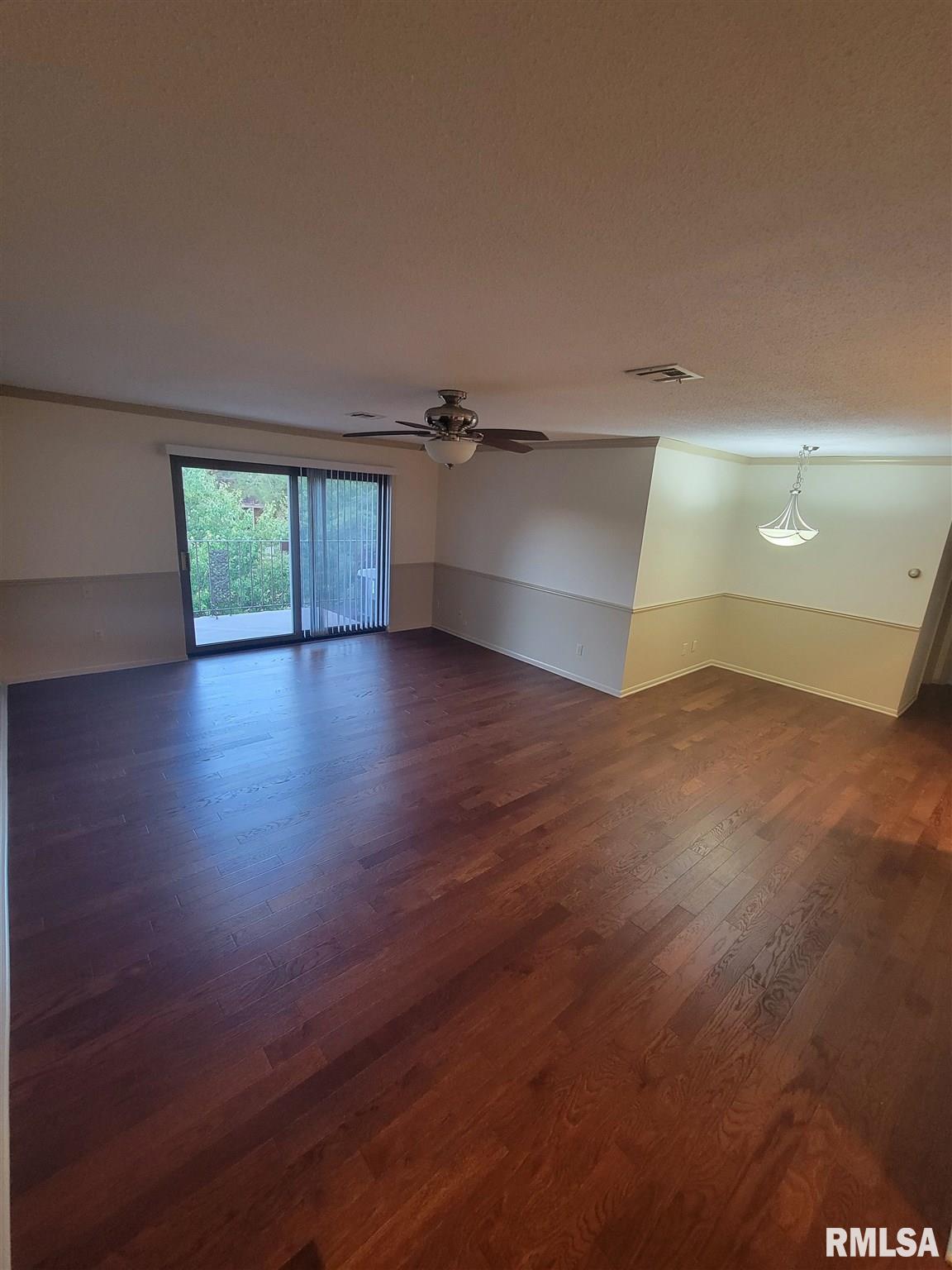 1360 Kimberly Ridge Road, Unit 300 Bettendorf, IA 52722 - Photo 5 of 14 Gallery Image 5