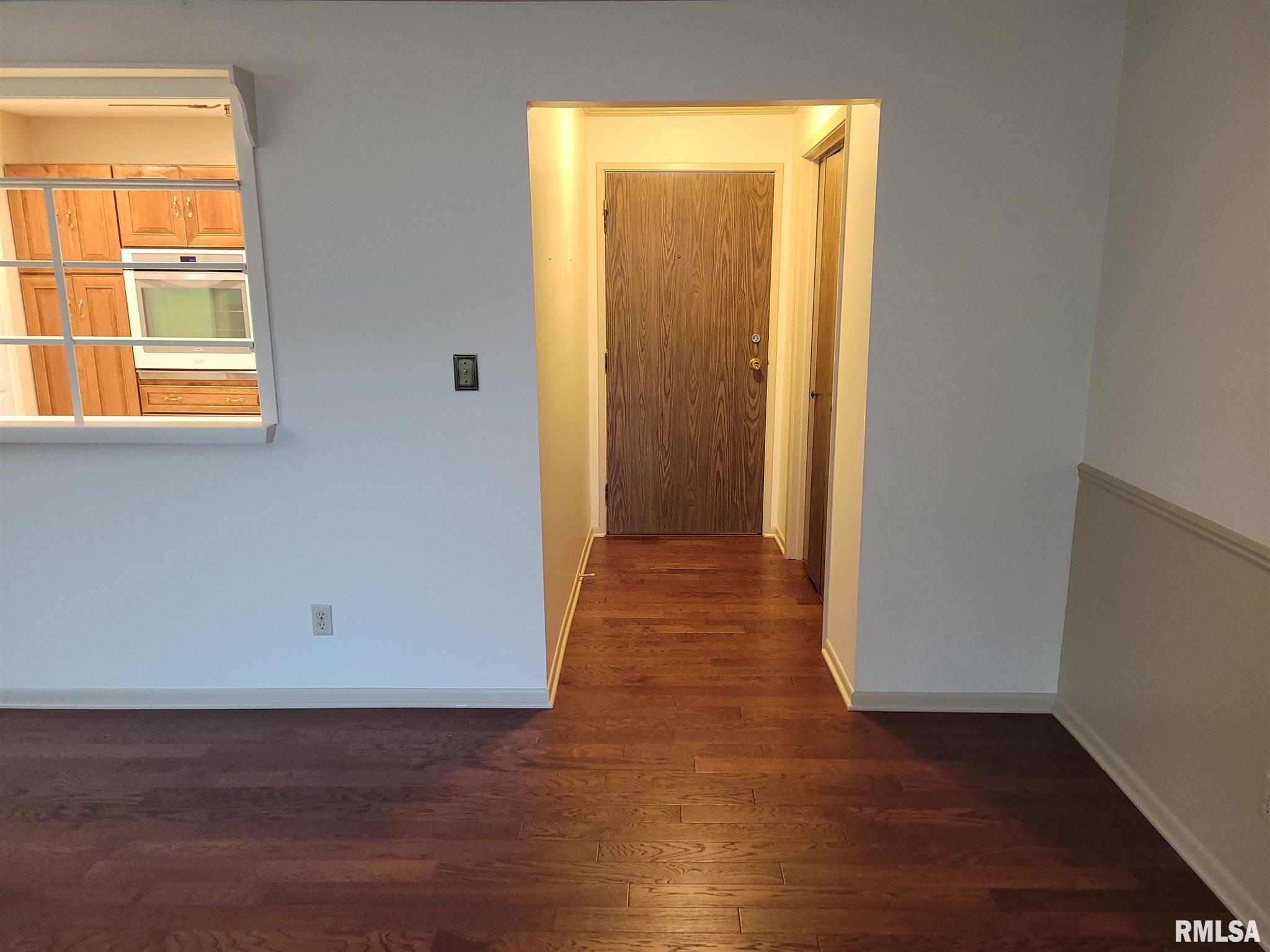 1360 Kimberly Ridge Road, Unit 300 Bettendorf, IA 52722 - Photo 7 of 14 Gallery Image 7