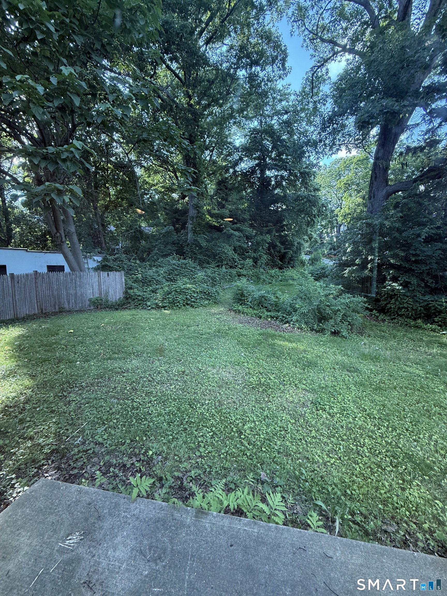 30 Delaware Avenue Waterbury, CT 06708 - Photo 15 of 16