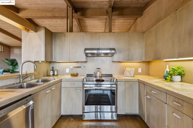 $1,995,000 | 5 Maybeck Twin Drive, Berkeley, CA 94708