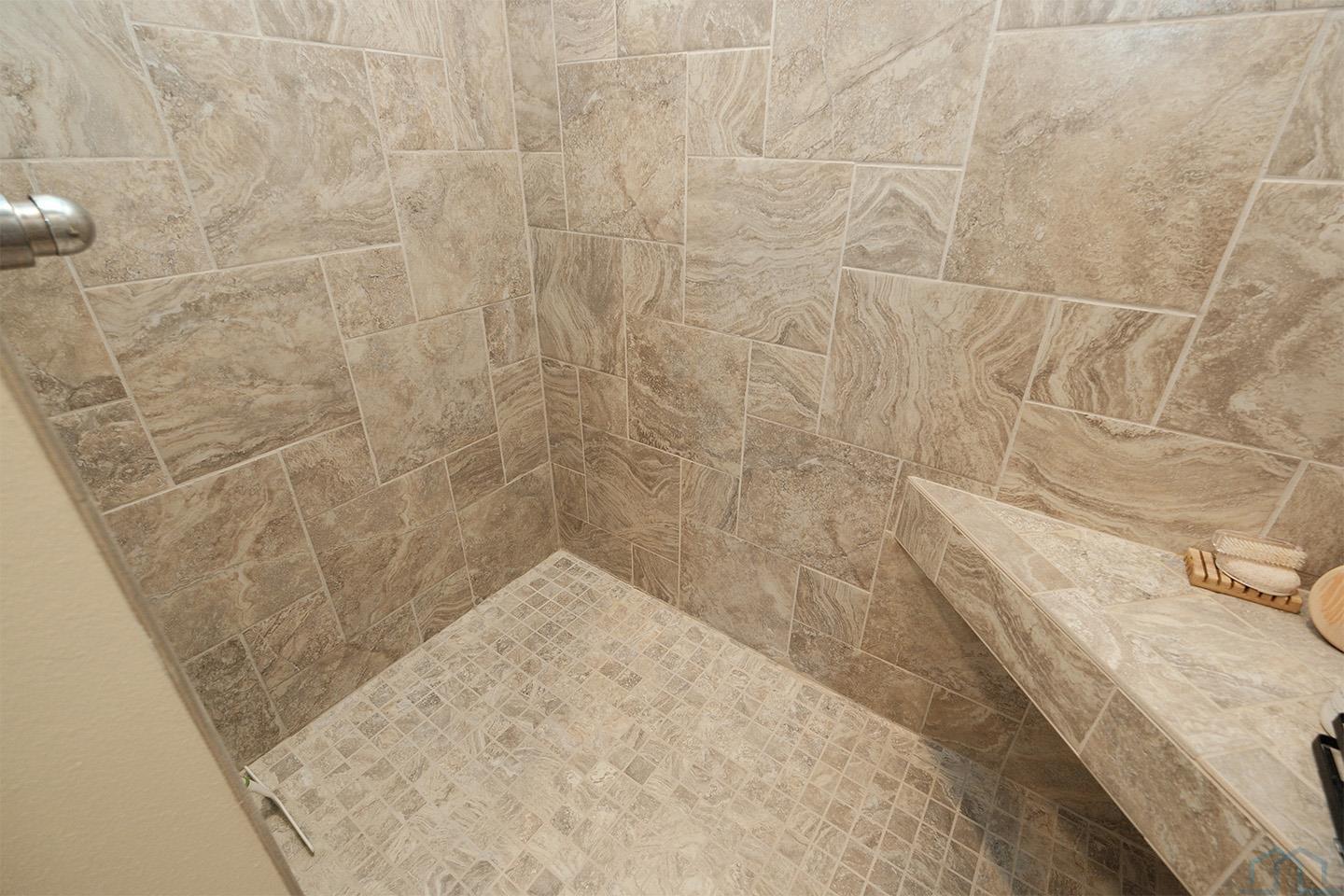 2109 Walnut Street Hull, IA 51239 - Photo 22 of 27 Gallery Image 22