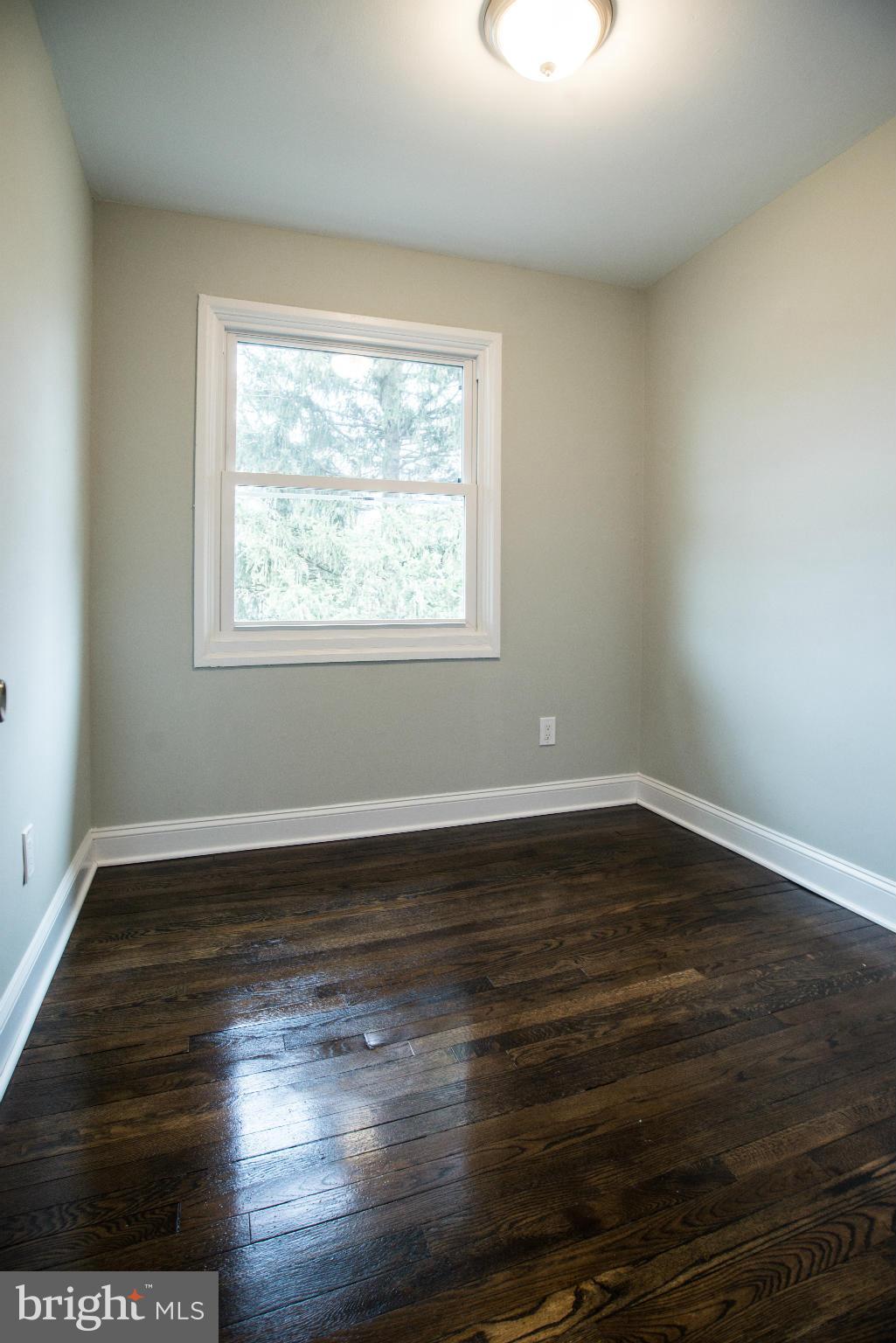 12026 Bluhill Road Silver Spring, MD 20902 - Photo 16 of 29 Interior (General)