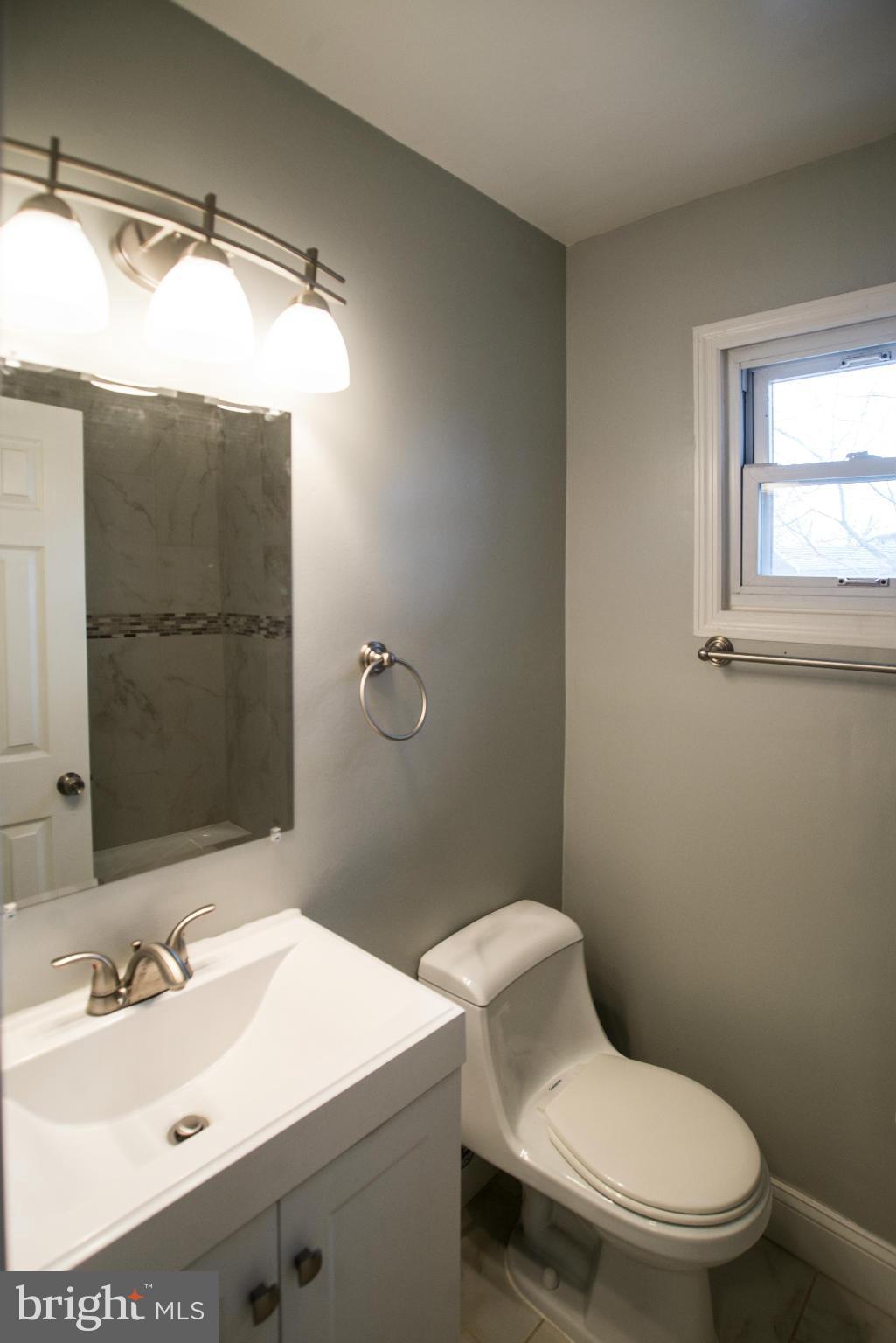 12026 Bluhill Road Silver Spring, MD 20902 - Photo 23 of 29 Bath (Master)