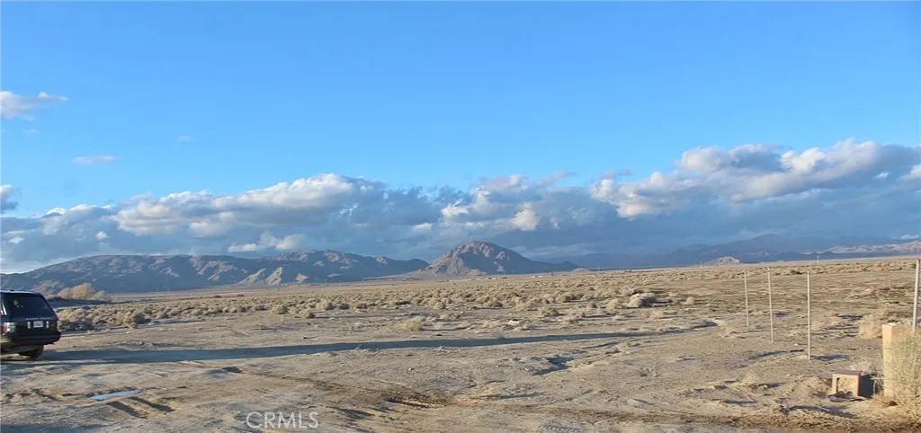 11 Sunrise Road Lucerne Valley, CA 92356 - Photo 4 of 5 a view of a sky