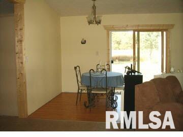 19478 Dean Road Thompsonville, IL 62890 - Photo 5 of 7