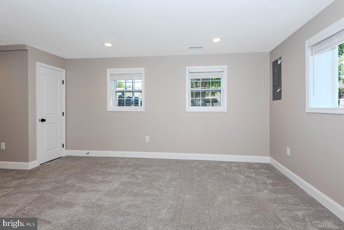 7730 Middlegate Court Pasadena, MD 21122 - Photo 28 of 51