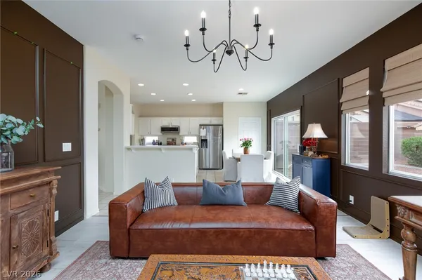 $2,450 | 8204 Burgesshill Avenue, Las Vegas, NV 89129