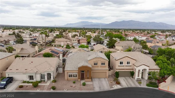 $2,450 | 8204 Burgesshill Avenue, Las Vegas, NV 89129