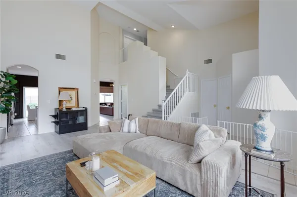 $2,450 | 8204 Burgesshill Avenue, Las Vegas, NV 89129