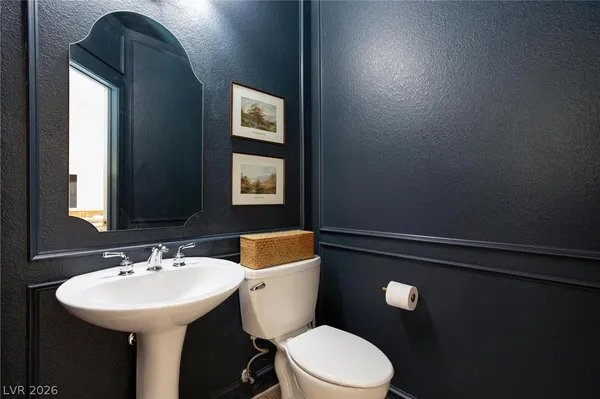 $2,450 | 8204 Burgesshill Avenue, Las Vegas, NV 89129