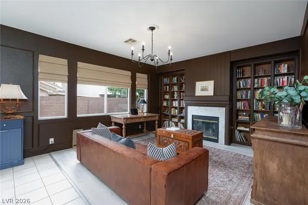 $2,450 | 8204 Burgesshill Avenue, Las Vegas, NV 89129