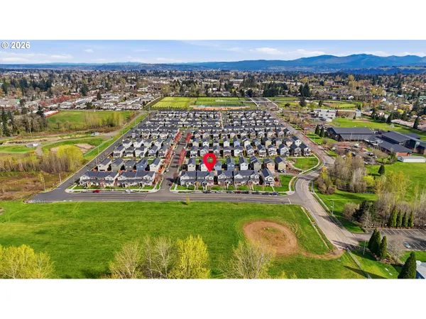 $369,850 | 2243 Southeast 19th Street, Gresham, OR 97080