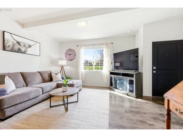 $369,850 | 2243 Southeast 19th Street, Gresham, OR 97080