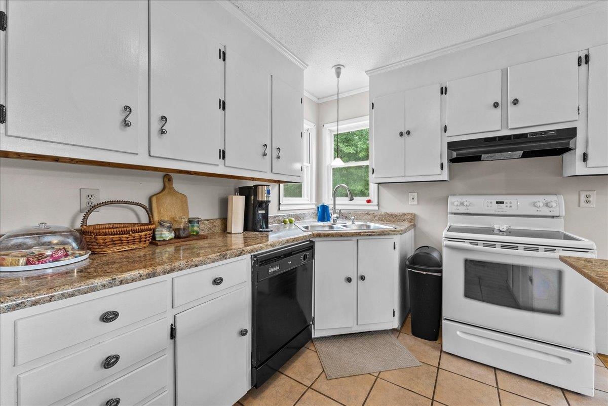 455 Langley Road Travelers Rest, SC 29690 - Photo 12 of 26