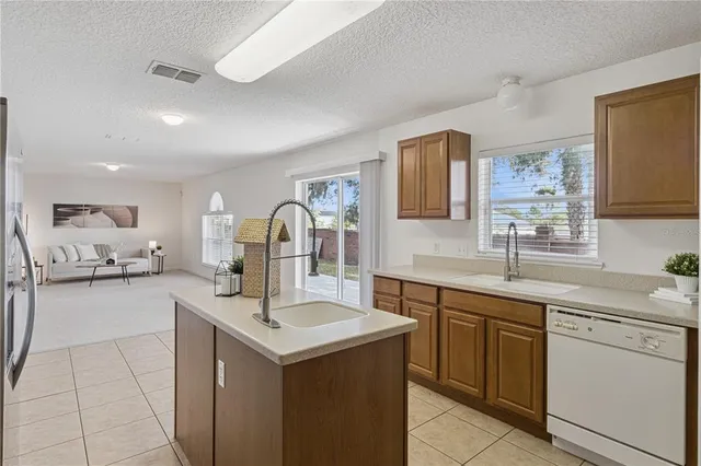 $380,000 | 15519 Willet Court, Mascotte, FL 34753